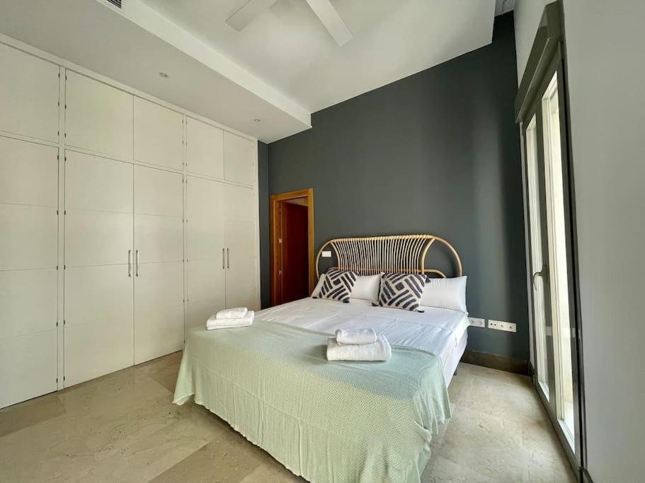 Fdez Amazing House By Cathedral And Giralda With Private Pool Hébergement de vacances
