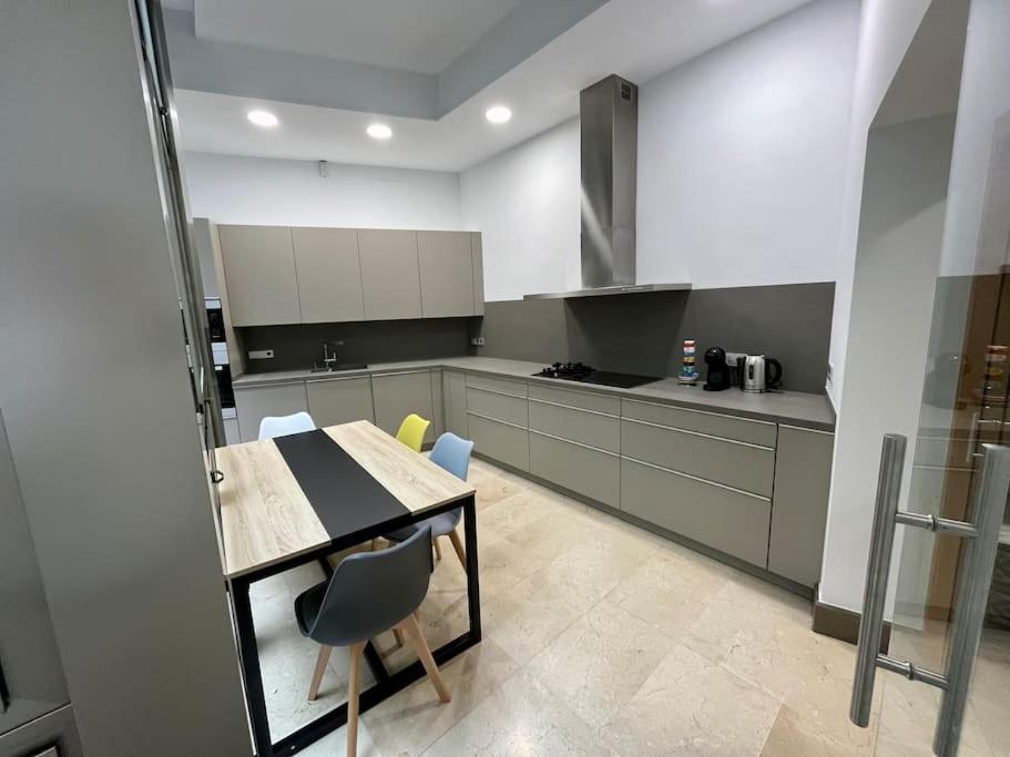 Fdez Amazing House By Cathedral And Giralda With Private Pool Séville